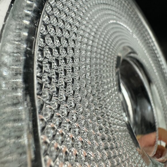 Vtg Round Small Clear Glass Dish Candy Trinket Heart Center Handle Textured READ - Picture 8 of 10